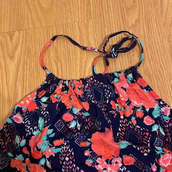 Flower halter top - Picture 2 of 3
